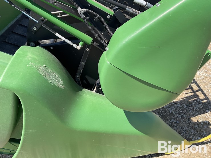 2019-john-deere-735fd-image-14