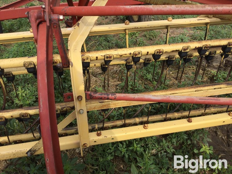 new-holland-258-image-20