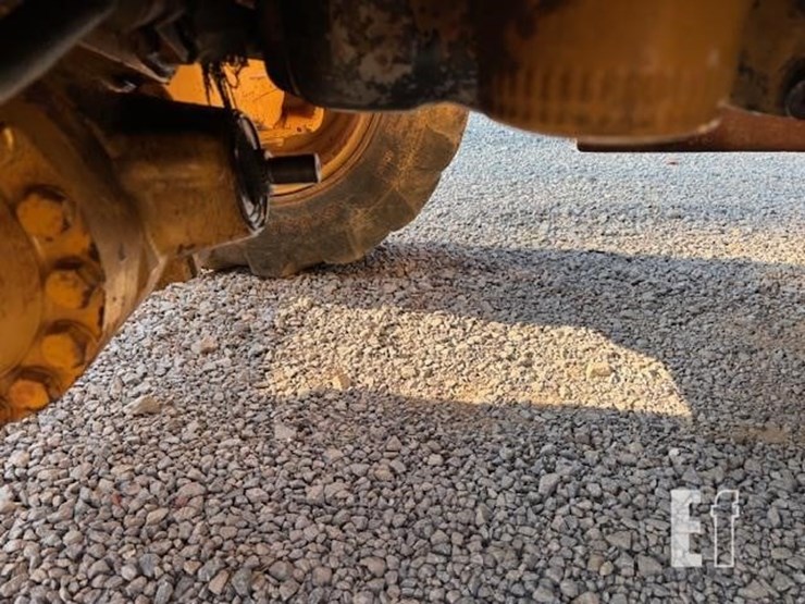 2006-caterpillar-420d-it-image-32