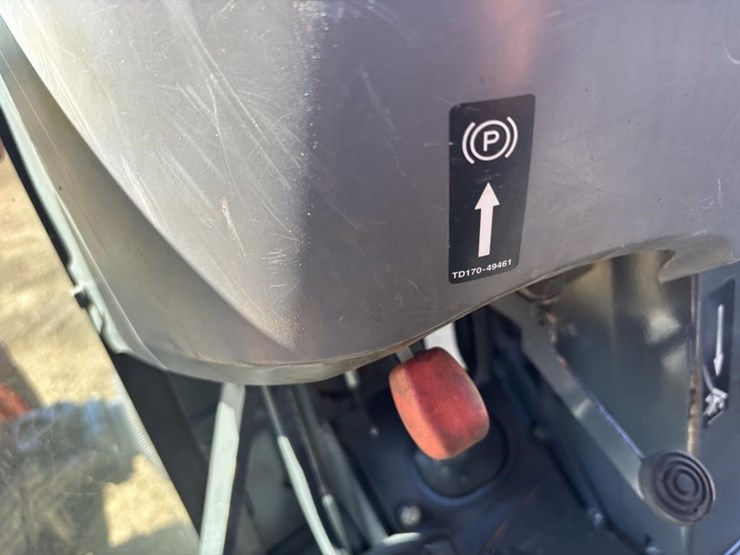 2019-kubota-mx5400-image-22