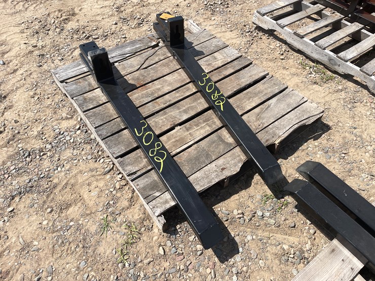#3082-•-unused-2025-wolverine-adjustable-clip-on-pallet-forks-image-3