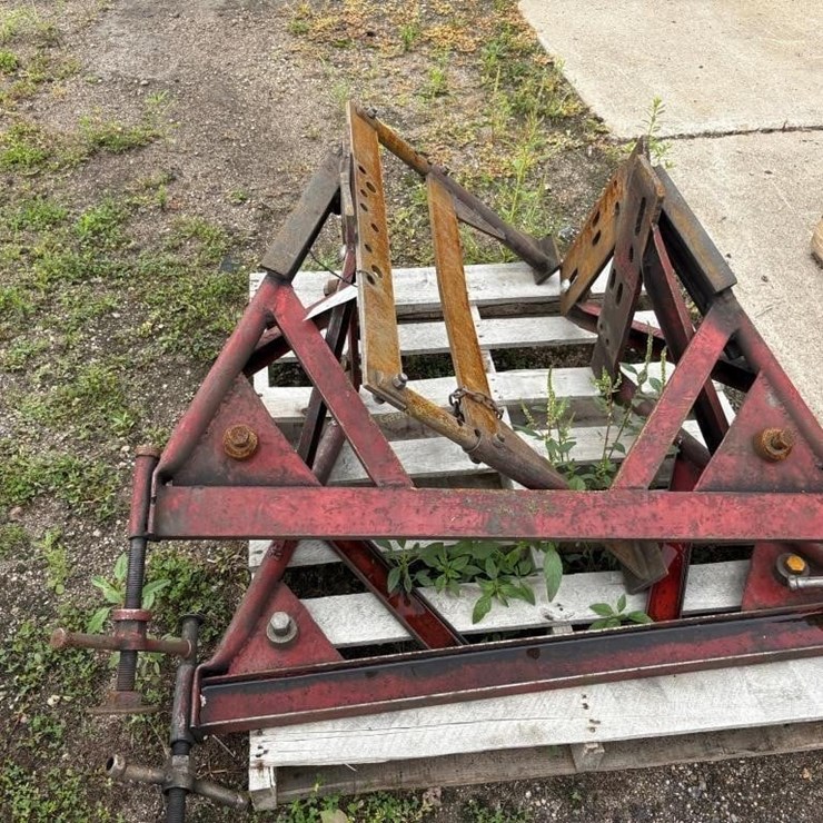 Tractor Splitting Stands