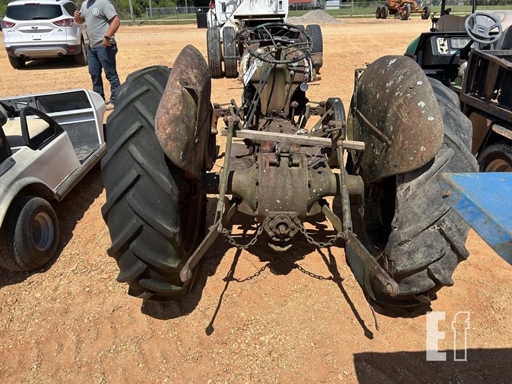 ford-8n-image-3
