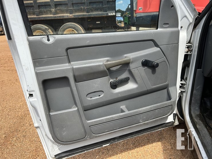 2007-dodge-ram-3500hd-image-7