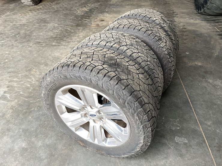 2019-ford-f150-image-1