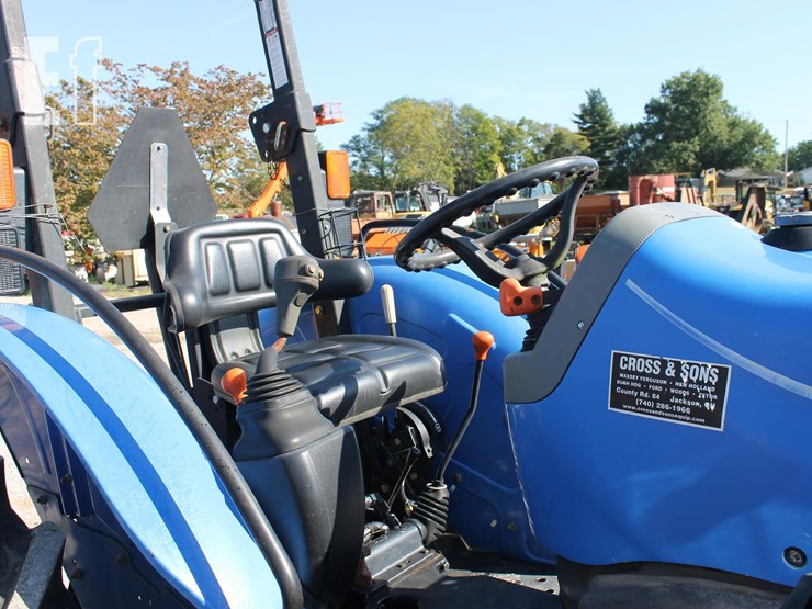 2015-new-holland-workmaster-50-image-8