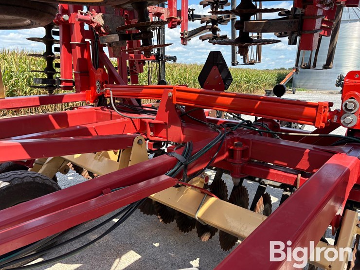 2013-kuhn-krause-8000-40-image-18