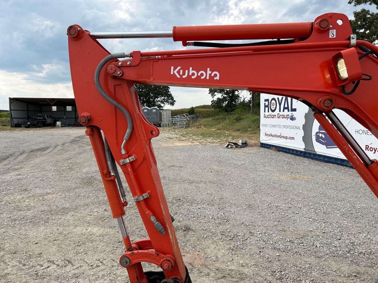 2015-kubota-kx71-3s-image-16