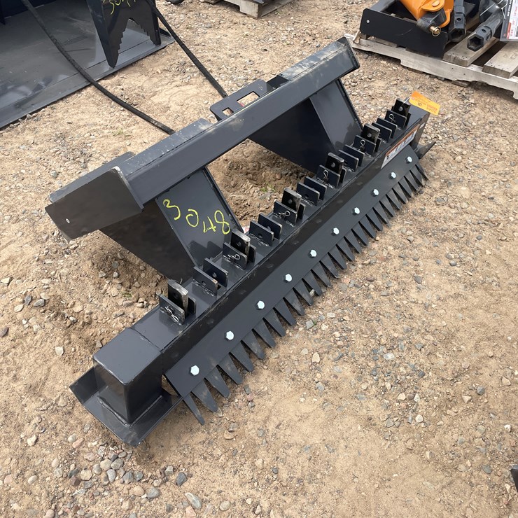 #3048 • Unused 2025 Wolverine Skid Steer Ripper Attachment