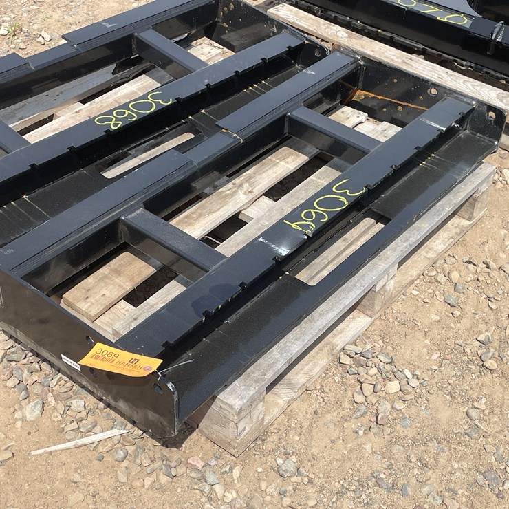 #3069 • Unused 2025 Wolverine Pallet Fork Frame Attachment