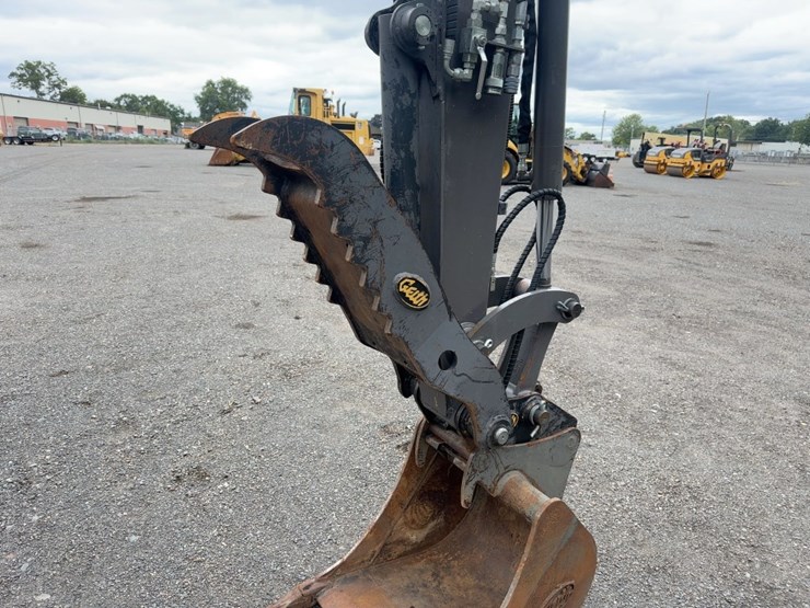 2021-volvo-ecr50f-mini-excavator-image-10