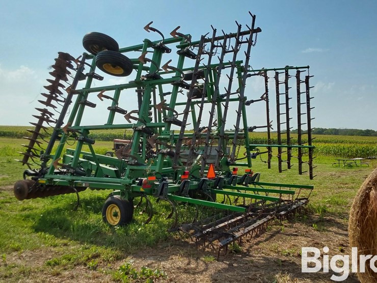 john-deere-726-image-11
