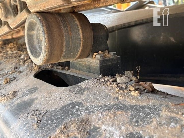 2023-komatsu-pc138us-lc-11-image-29