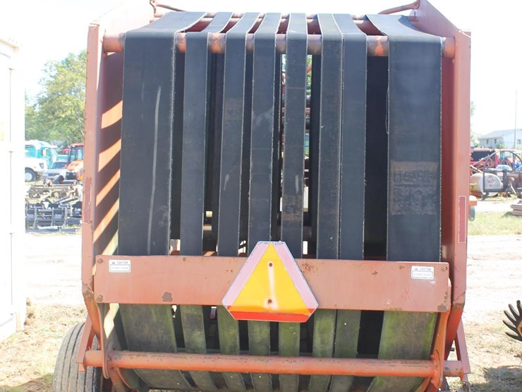 massey-ferguson-1560-image-5