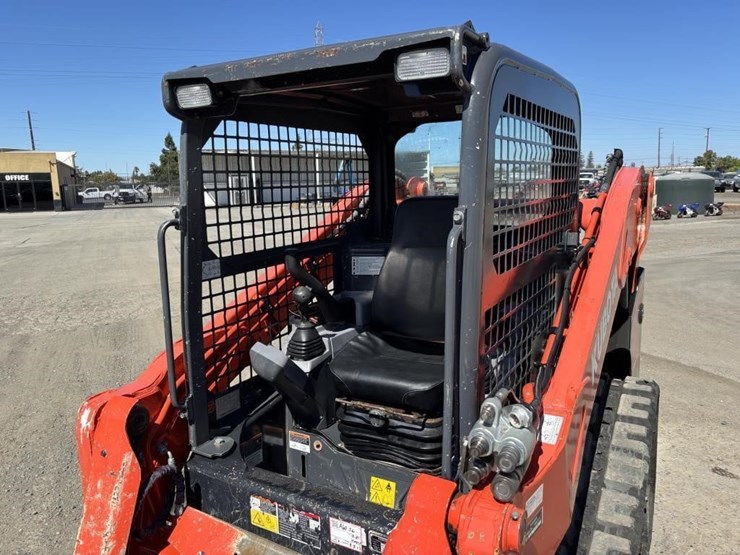 2019-kubota-svl75-2-image-19