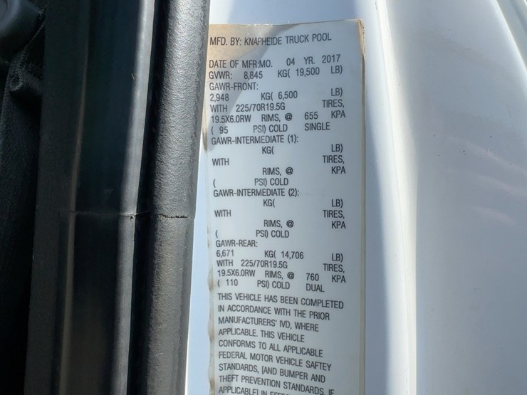 2017-ford-f550-xl-image-39