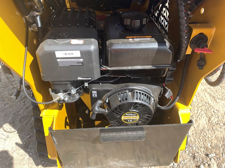 #9465-•-unused-2025-agt-compact-track-loader-image-7