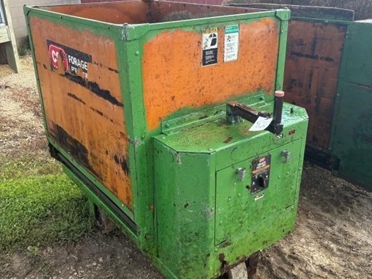 csf-forager-feed-cart-image-1
