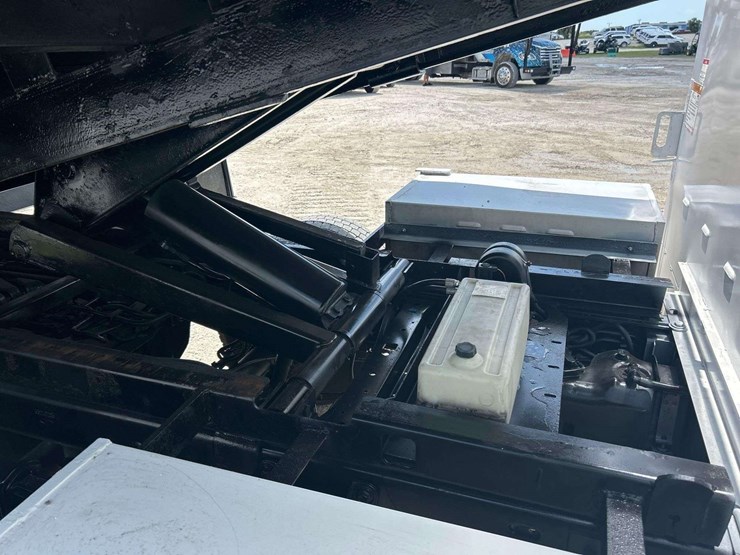 2019-ford-f550-image-20