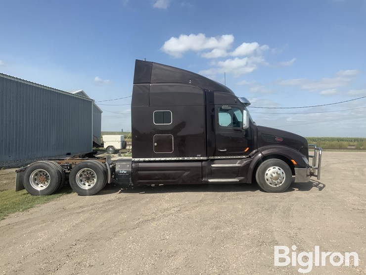 2015-peterbilt-579-image-4