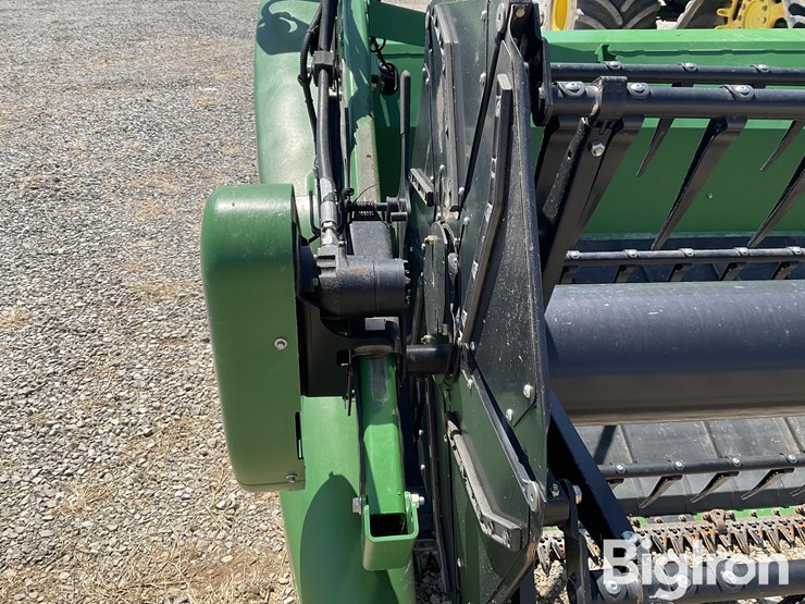 2019-john-deere-735fd-image-18