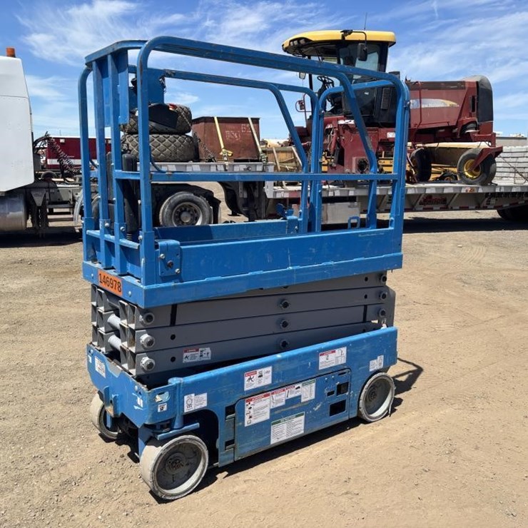 2015 GENIE GS1930