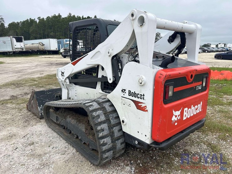 2020-bobcat-t740-image-4