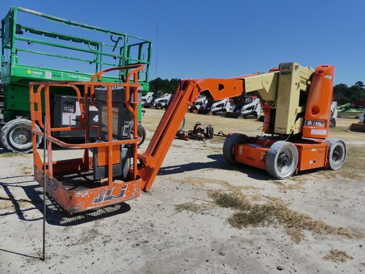 jlg-e300aj-image-1