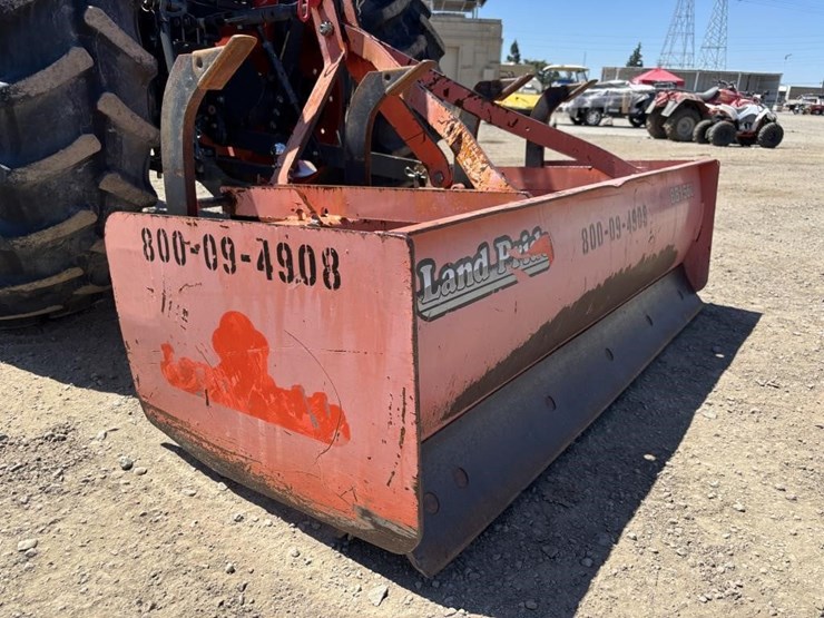 2018-kubota-l4701-image-15
