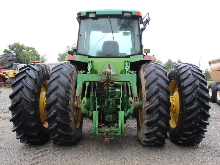 john-deere-8200-image-4