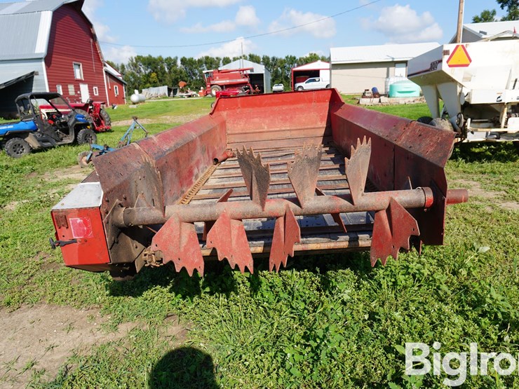new-holland-155-image-6