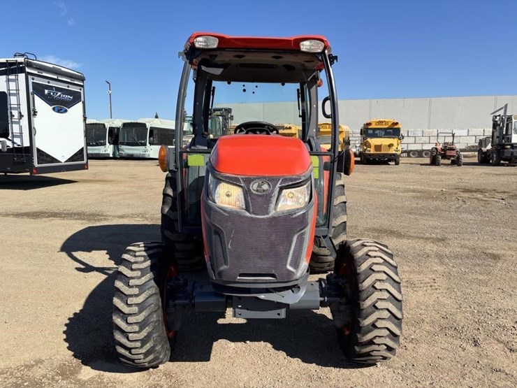 2019-kubota-mx5400-image-6