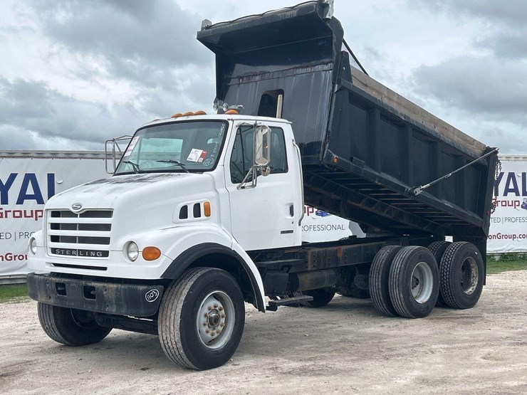 2001-sterling-l7500-image-1
