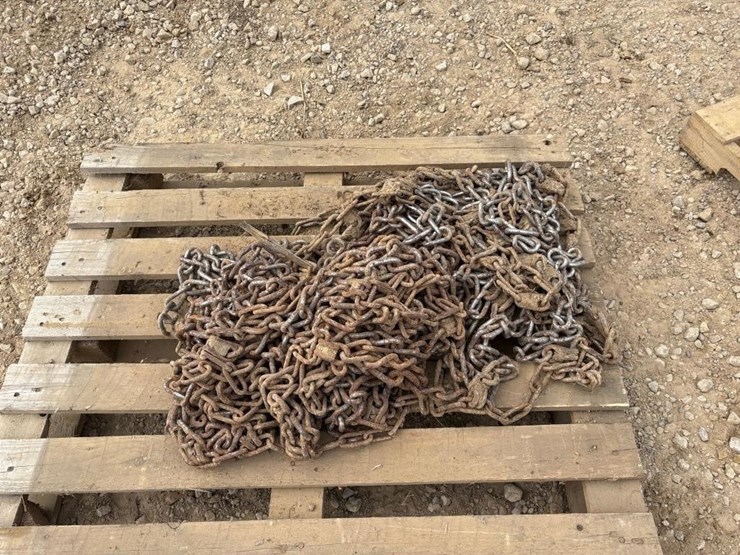 18.4---38-tire-chains-image-1