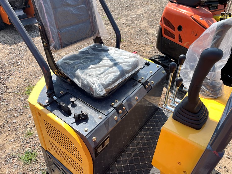 #9292-•-unused-2025-landhero-mini-excavator-image-8