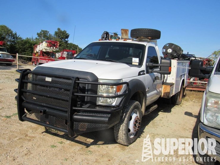 2012-ford-f550-image-1