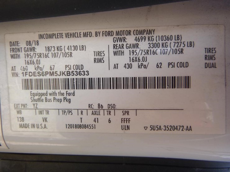 2018-ford-e350-image-16