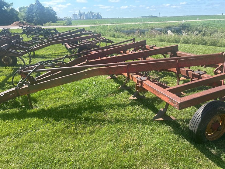 massey-ferguson-14-image-26