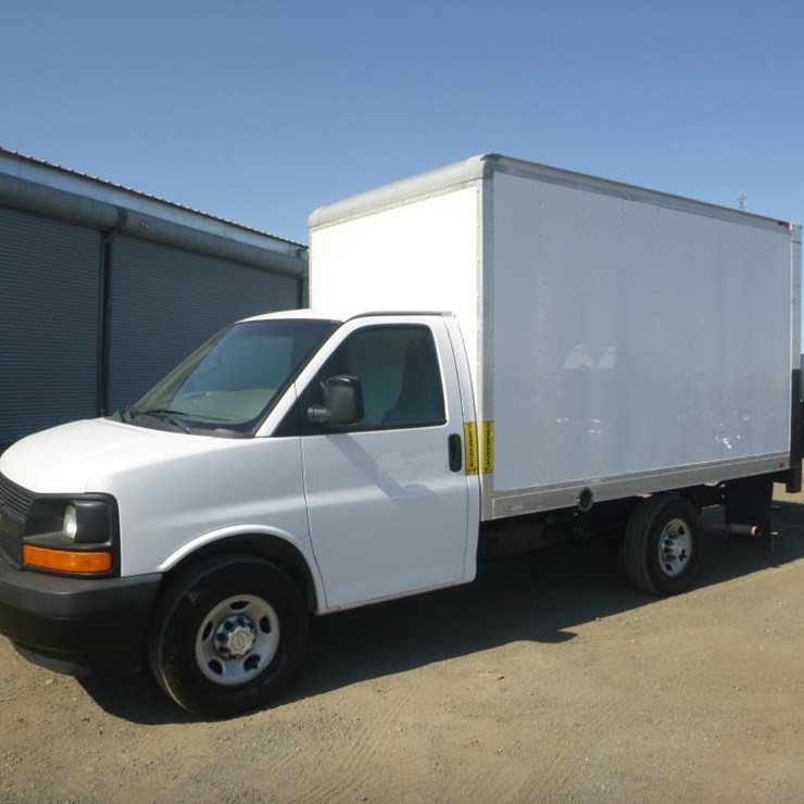 2017 CHEVROLET 3500