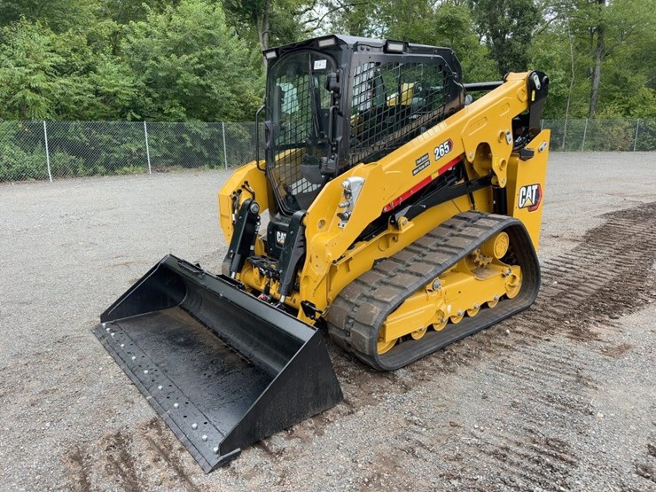 2024-caterpillar-265-track-skid-steer-image-1