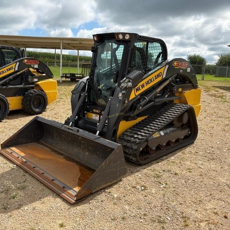 2023 NEW HOLLAND C345
