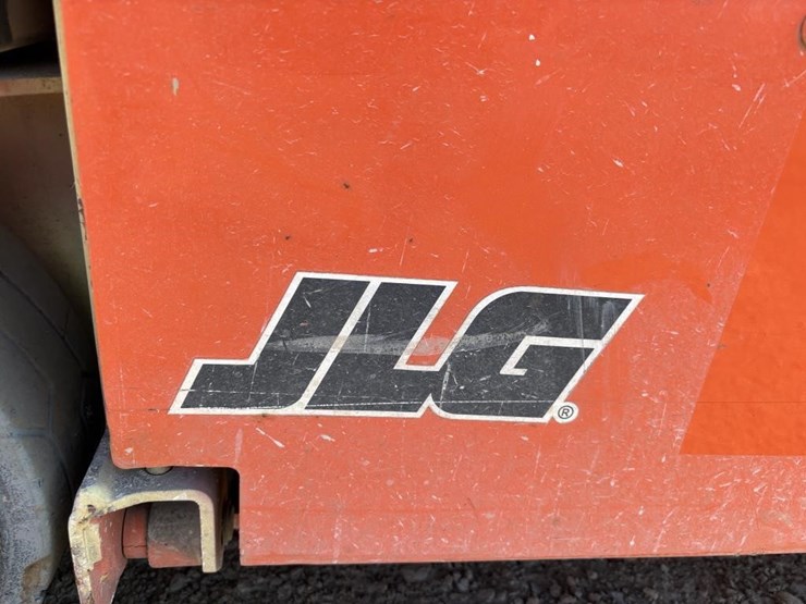 jlg-1230es-image-14