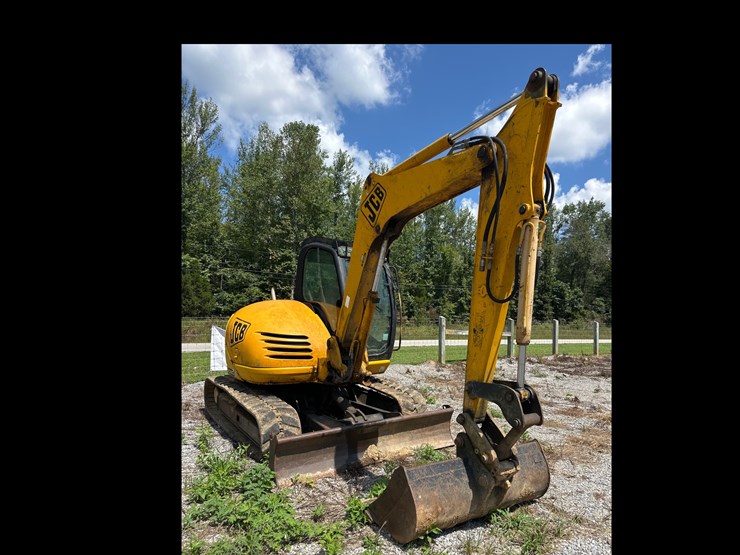 jcb-8080-image-3
