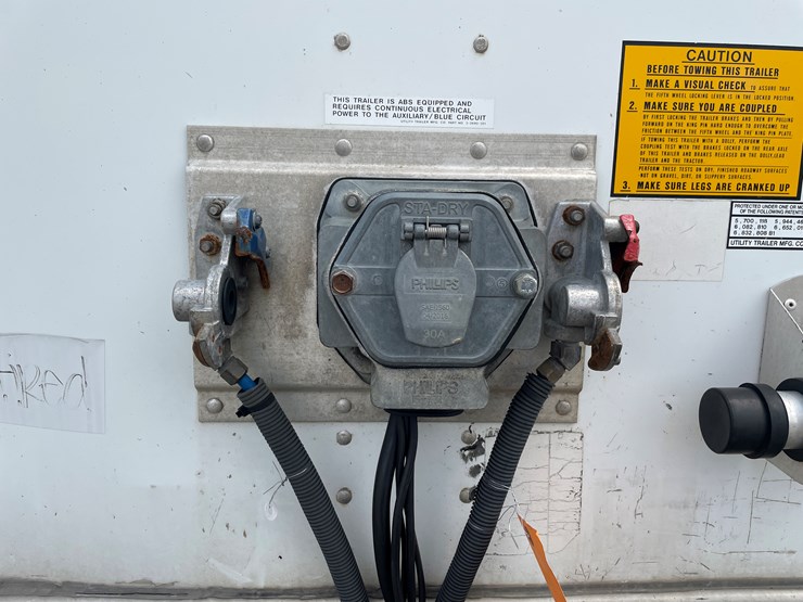 2010-utility-van-image-44