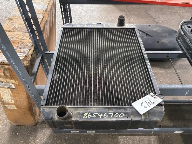 new-holland-ls190-image-1