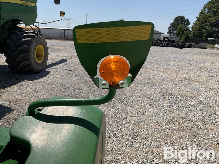 2019-john-deere-735fd-image-16