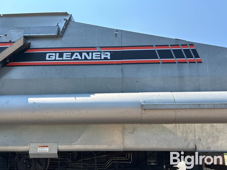 1997-gleaner-r72-image-18