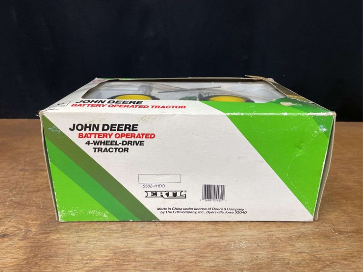 john-deere-32-image-14