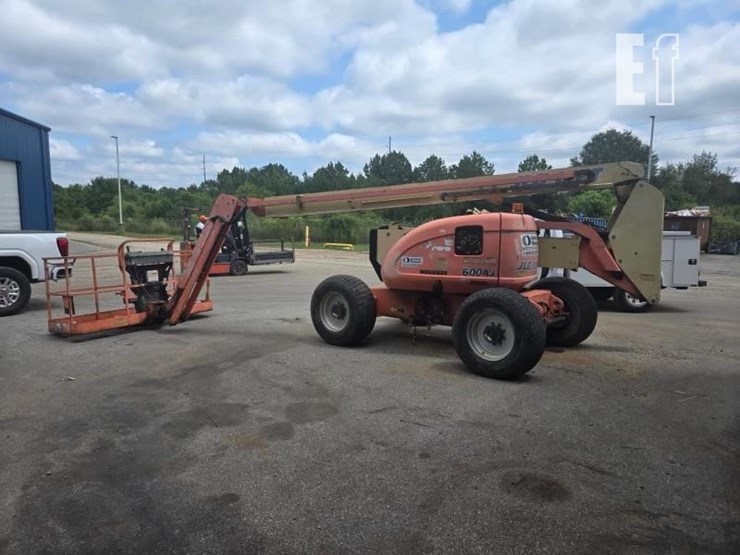 2006-jlg-600aj-image-2