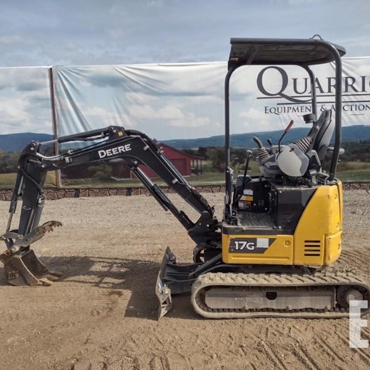 2022 DEERE 17G